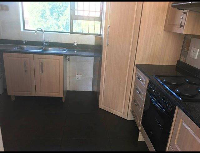 3 BEDROOM PROPERTY TO RENT IN BELLAIRS PARK